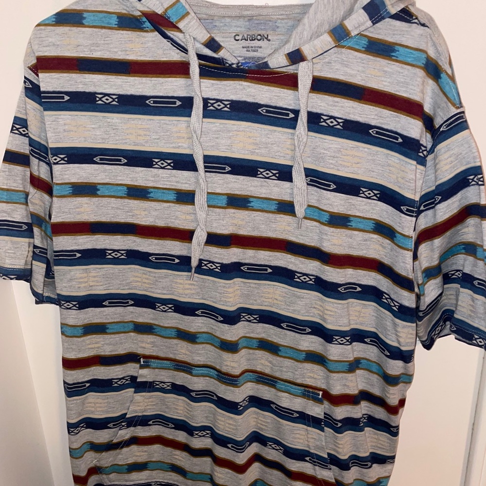Short sleeved hoodie